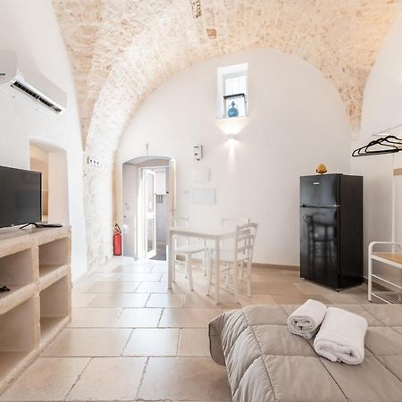 Le Bianche Suites Остуни Экстерьер фото