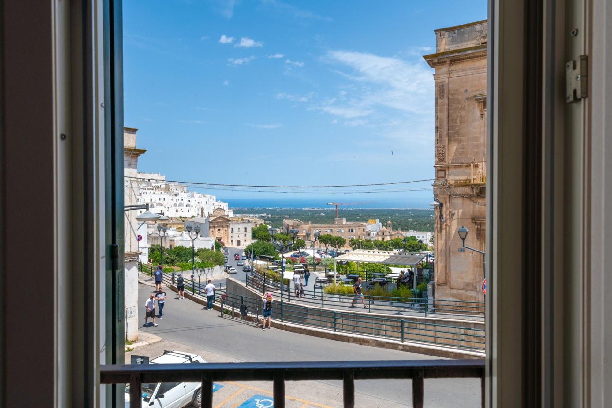 Le Bianche Suites Остуни Номер фото