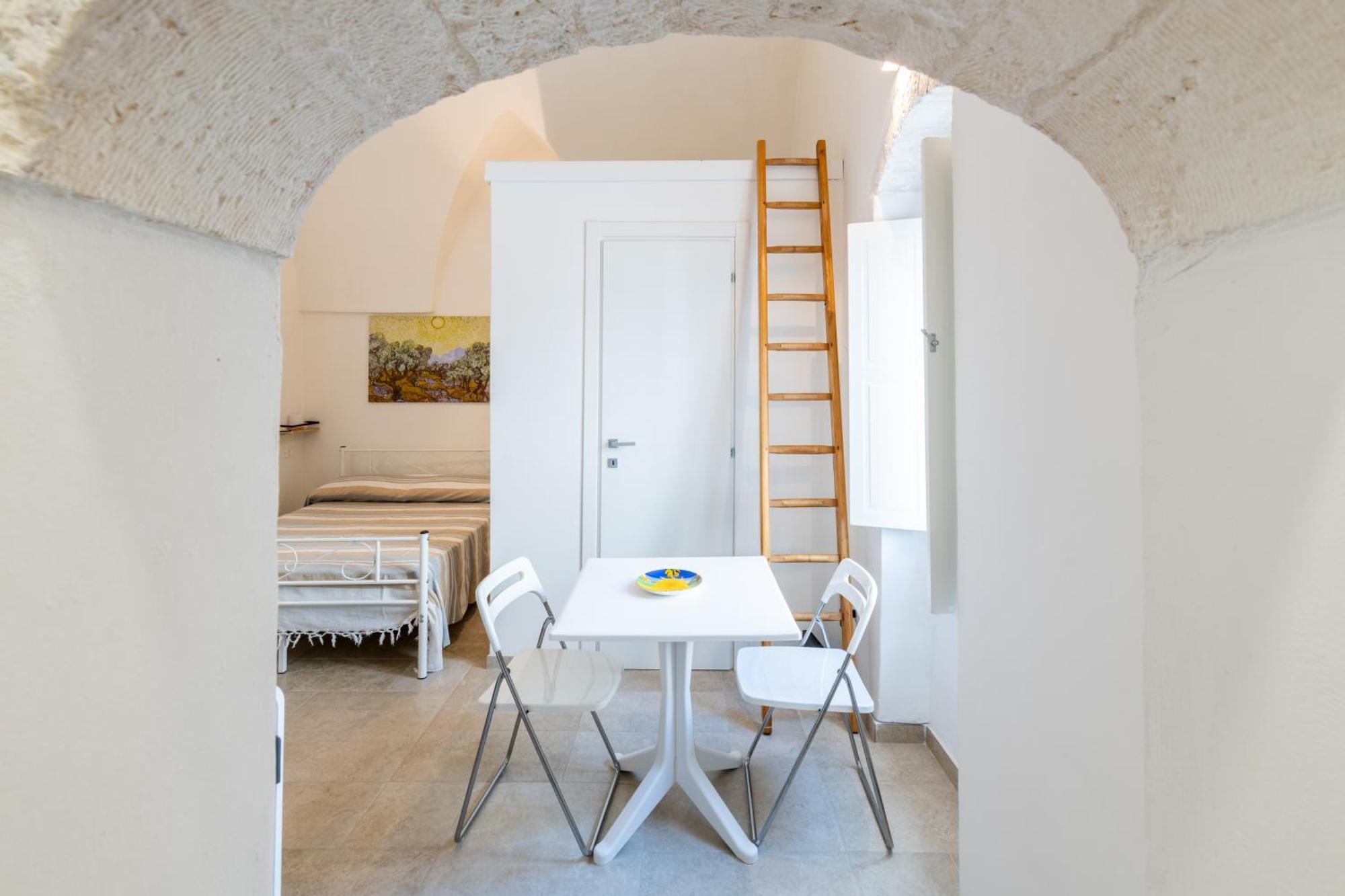 Le Bianche Suites Остуни Номер фото